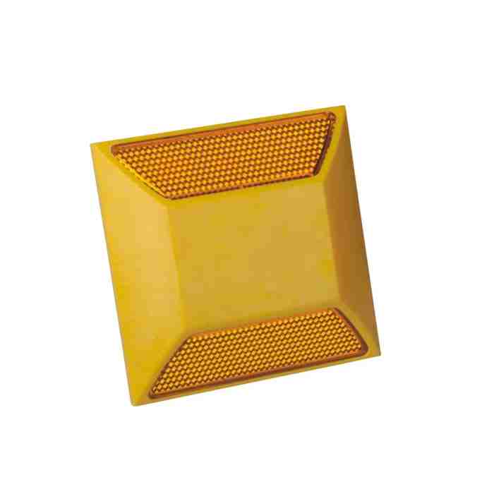 Road Studs in Kolkata